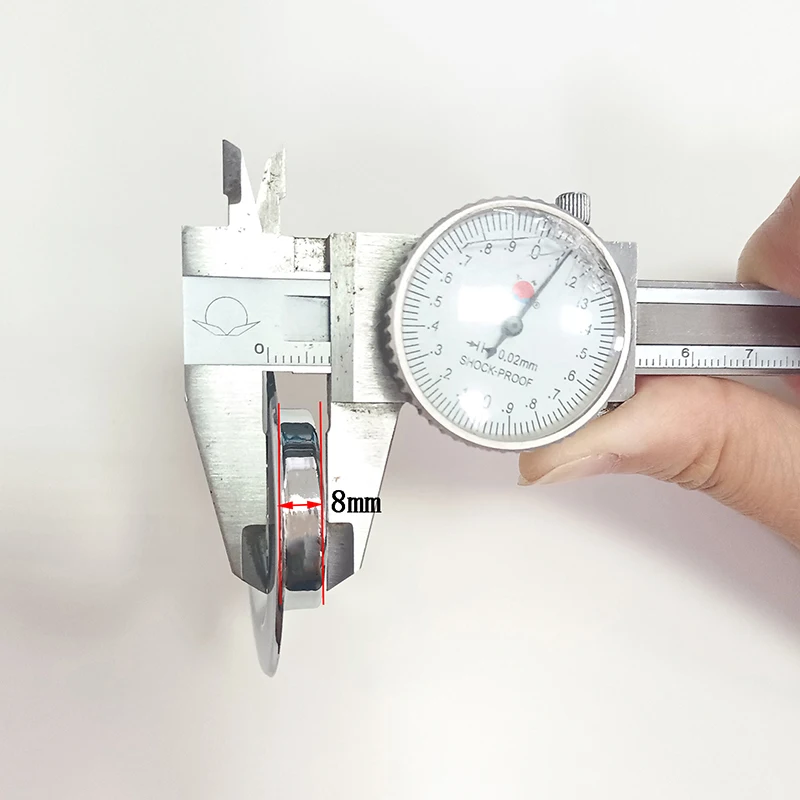 Металлическая проушина для сумок