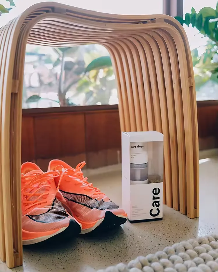 SHOE CLEANING FOAM KIT Includes Shoe Cleaning Wipes for Quick Cleaning and Enhancing Shoe Shine  for All Types of Sneakers Care
