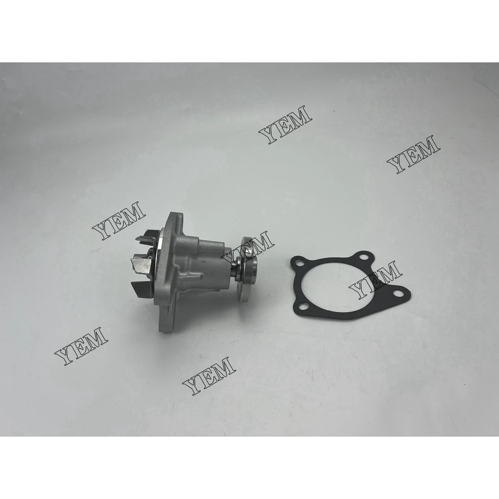 Brand New D722 Water Pump 15425-73037 Fit for Kubota D722 Engine.