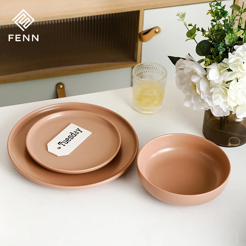 Noedic Style Assorted Colors Concise Design Beige Brown Glazed Catering Plate Ceramic Dishes Plates Bowls Sets For Wedding