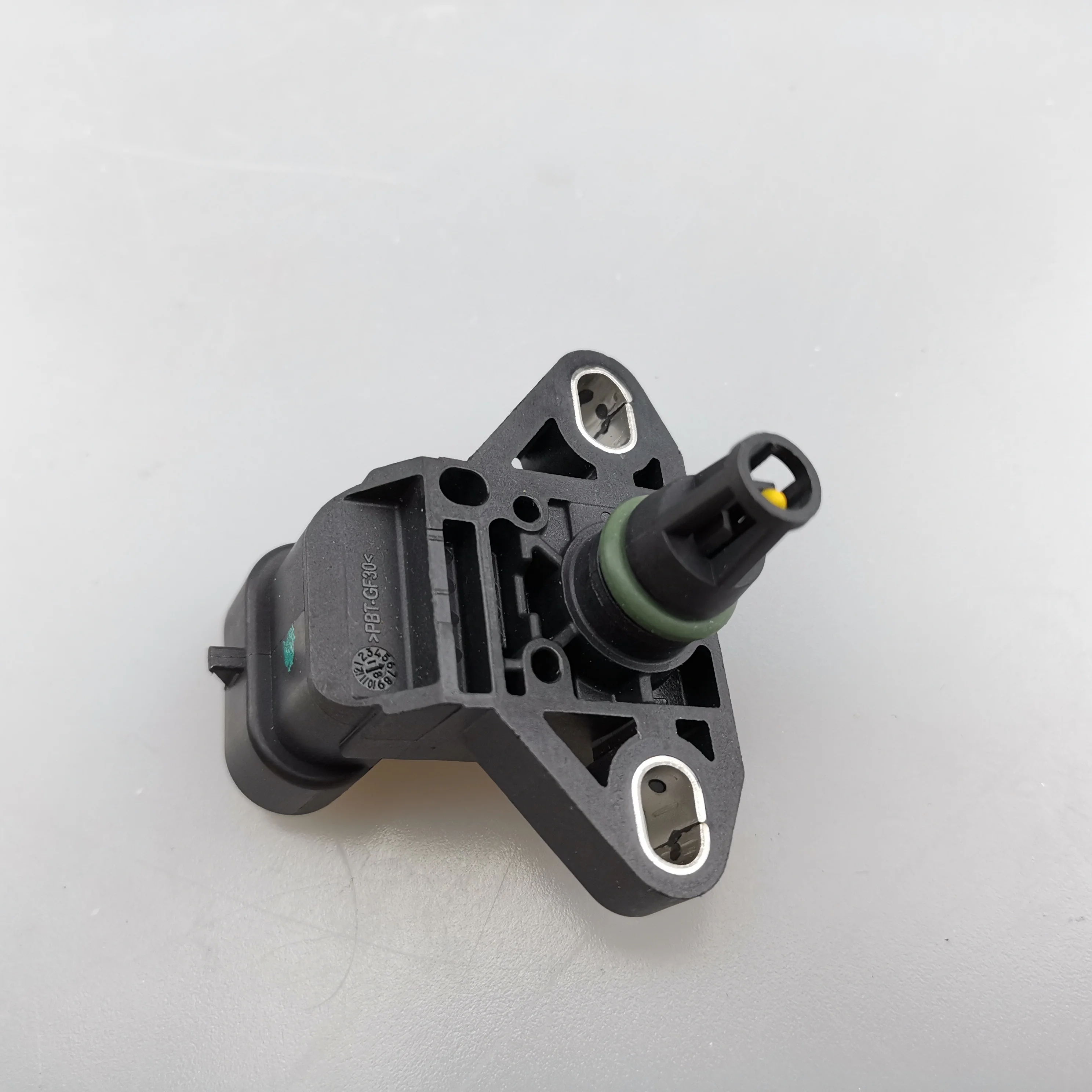 SAIC MAXUS G10 1.9T Intake Pressure Sensor 30033308 for Replacement ...