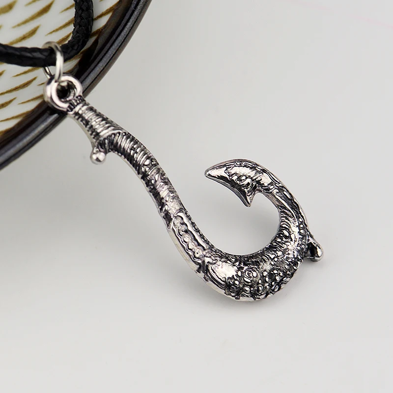 アニメモアナマウイ釣り針ペンダントレザーチェーンペンダント