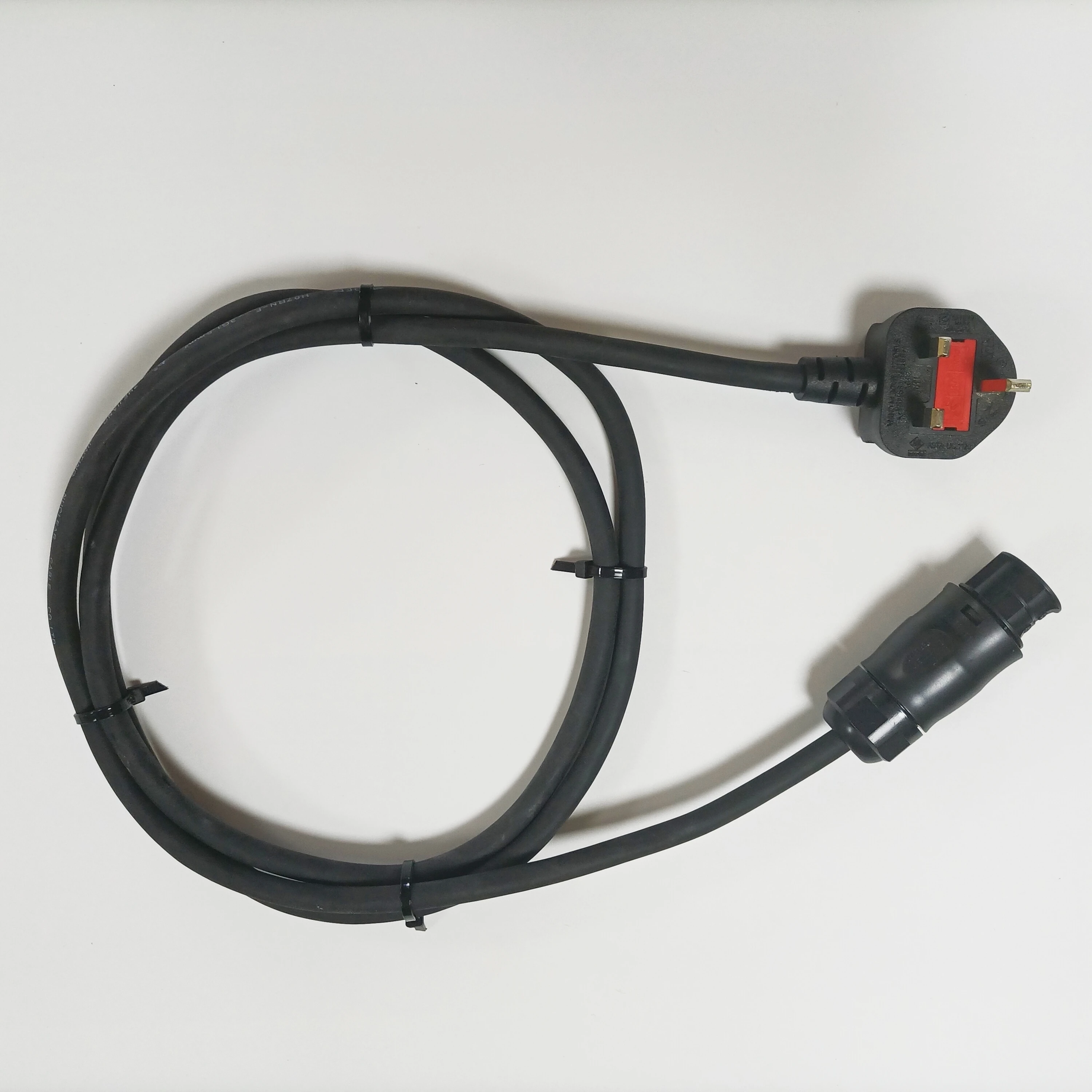 HB-Digital Betteri BC01 - Cable De Conexión Para Microinversor (5 M, Conector Hembra A Contacto De Protección, 3 X 2,5 Mm², H07RN-F, Cable De Goma Fotovoltaico, Solar CA, Cable De Conexión IP44