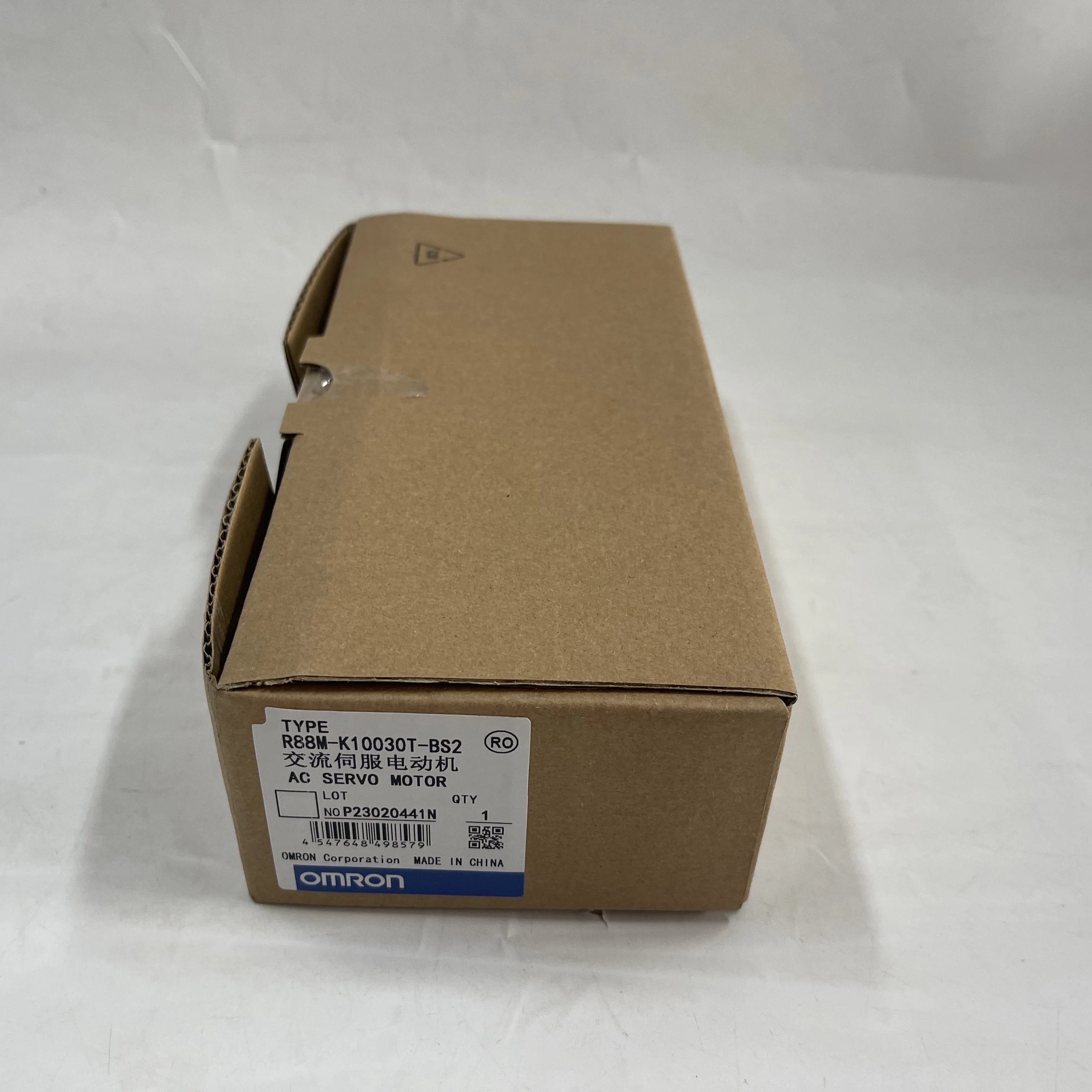 OMRON AC Servo Motor R88M-K10030T-BS2 OMRON AC Servo Motor R88M-K10030T-BS2