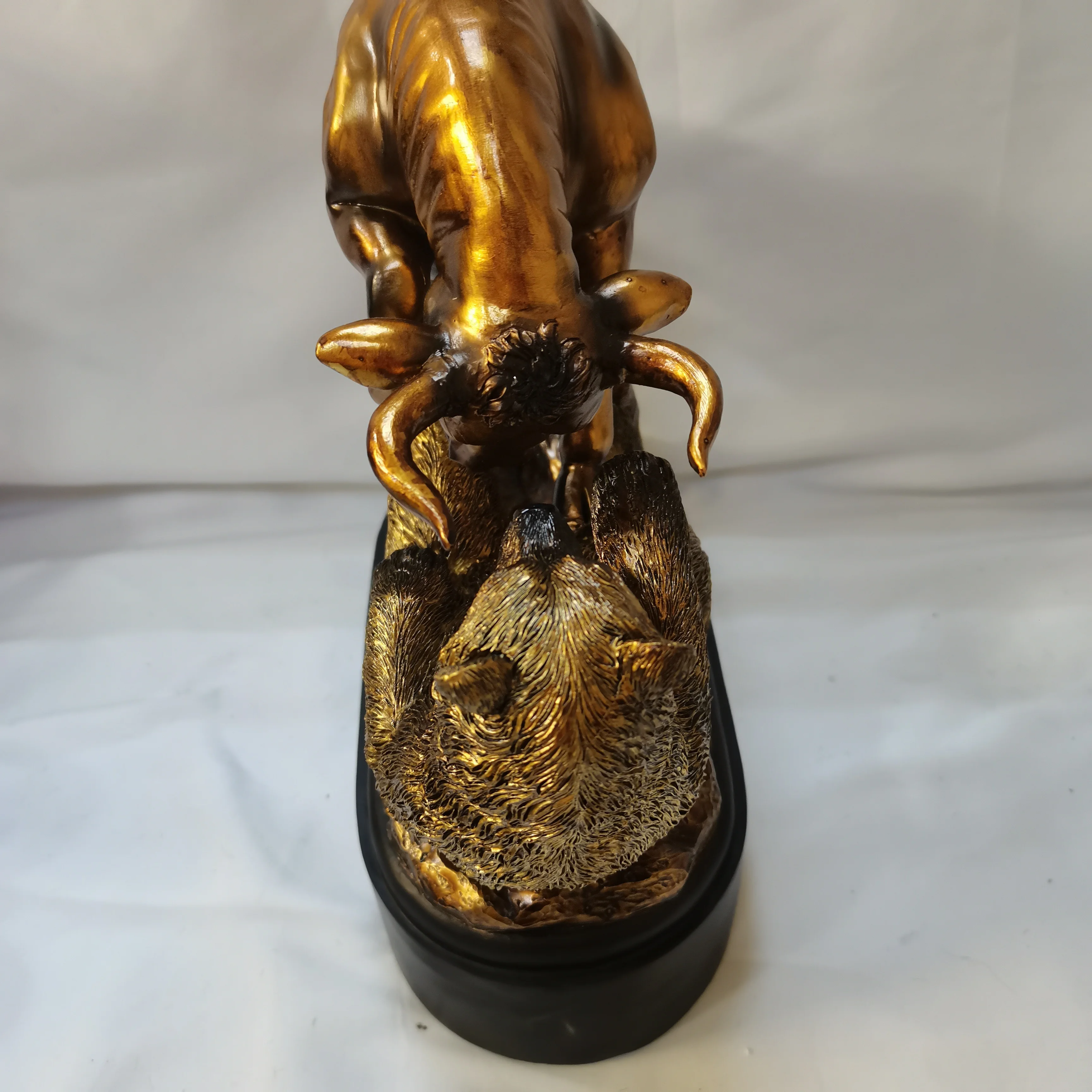 Уолл-стрит фондовой бирже бык Trouncing медведь Бронзовая статуя с основание постамента