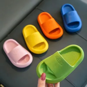 Wholesale Summer Solid Color Soft Sole Beach PVC Kids Boys Girl Summer Children Slippers Shoes