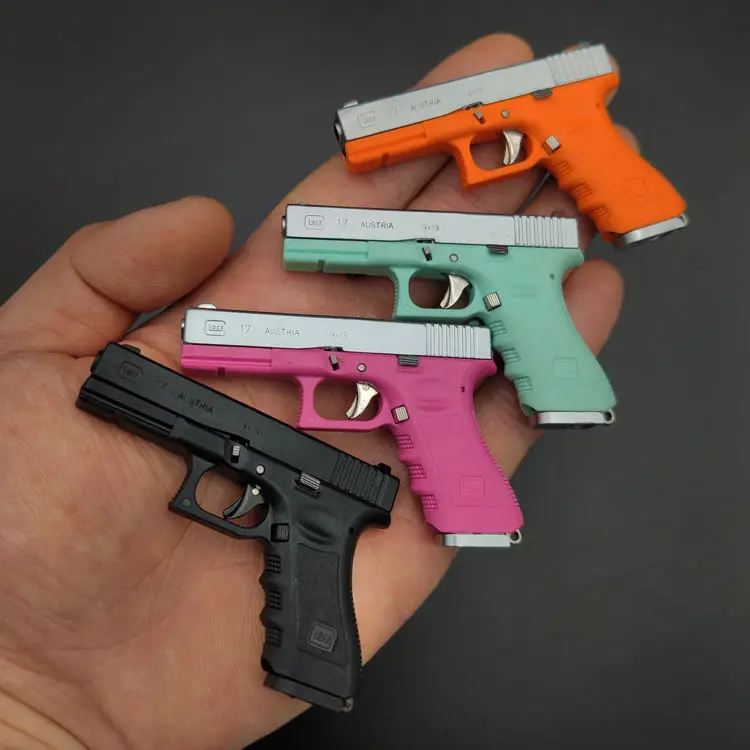 Fuya 13 Glock G17 Alloy Keychain Ejection Gift Pendant Pistol Gun
