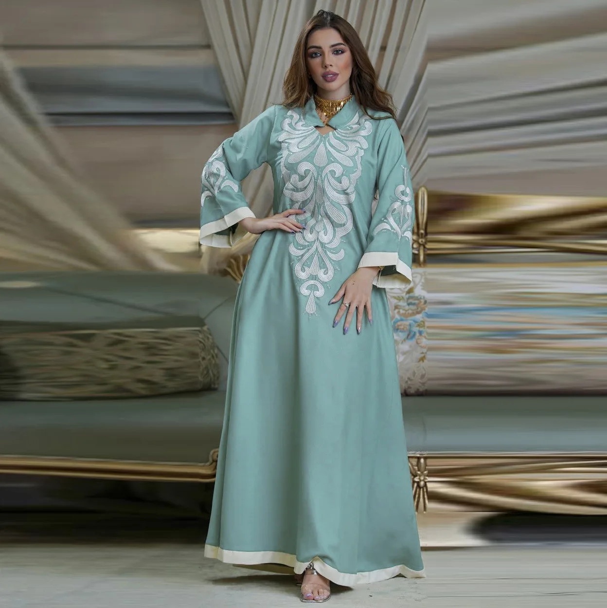 Yibaoli Factory Supply Embroidery Morroca Kaftan Dress Dubai Turkey Arabic  Abaya Arab Wholesale Price Jalabiya Dress for Women