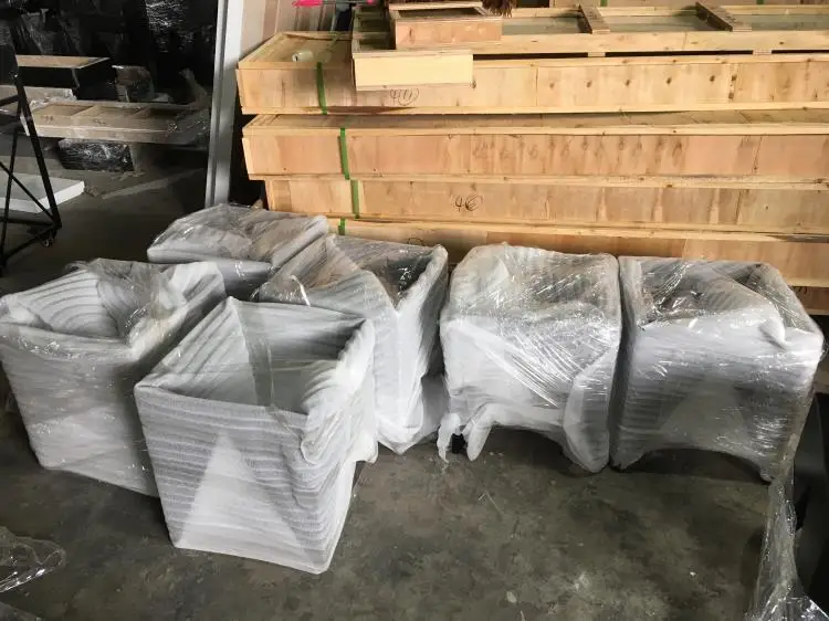 Modern Store Showcases For Optical Store With Display Rack Shop Design