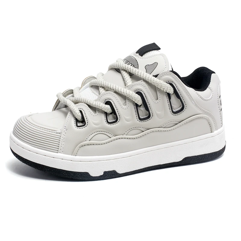 2024 New Brand Logo Customize Men Flat Skateboarding Shoes Thick Sole Blank Leather Women Fashion Street Walking Sports Sneakers