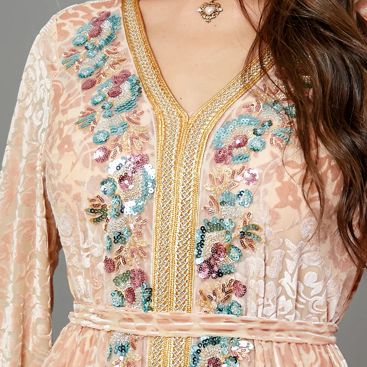 Velvet Autumn Winter Abaya Dress for Women  Islamic Evening Party Kaftan with Sequins, OEM