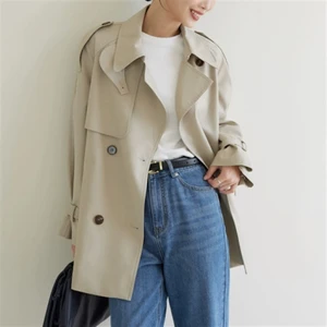 The New Design Of The In-Stock Windbreaker For Women In Spring And Autumn Is Very Stylish. It A Short Petite Style