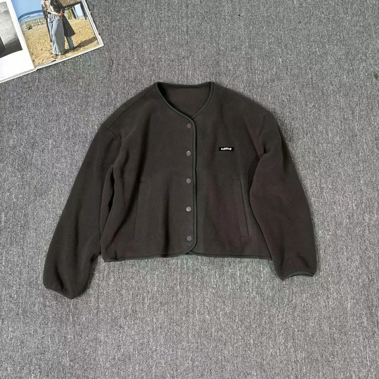 Five color chest with label, single breasted, fashionable and versatile, thick long sleeved jacket, top, women