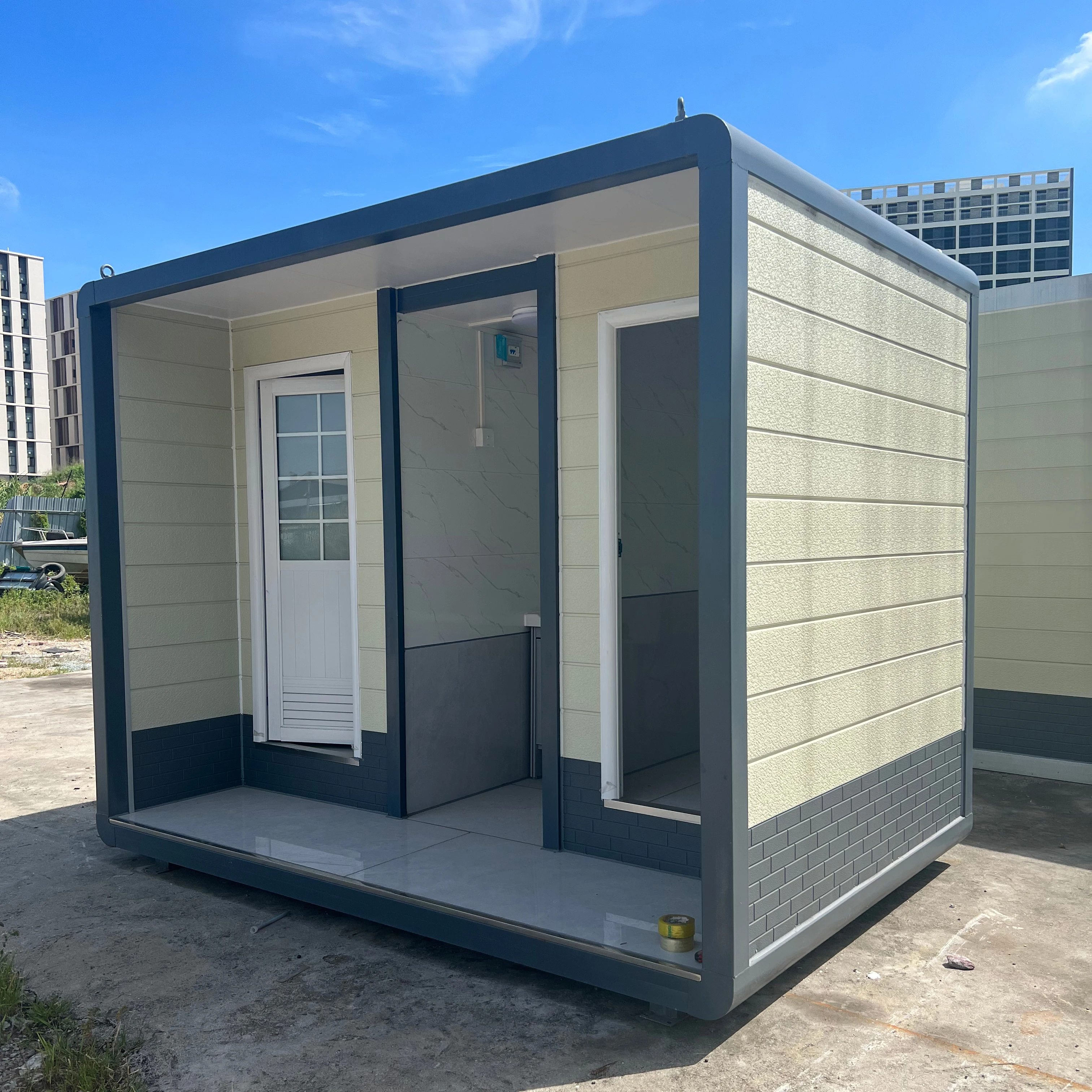 Luxury Modular Portable Outdoor Toilet Public Prefab Mobile Toilet for Outdoor Use
