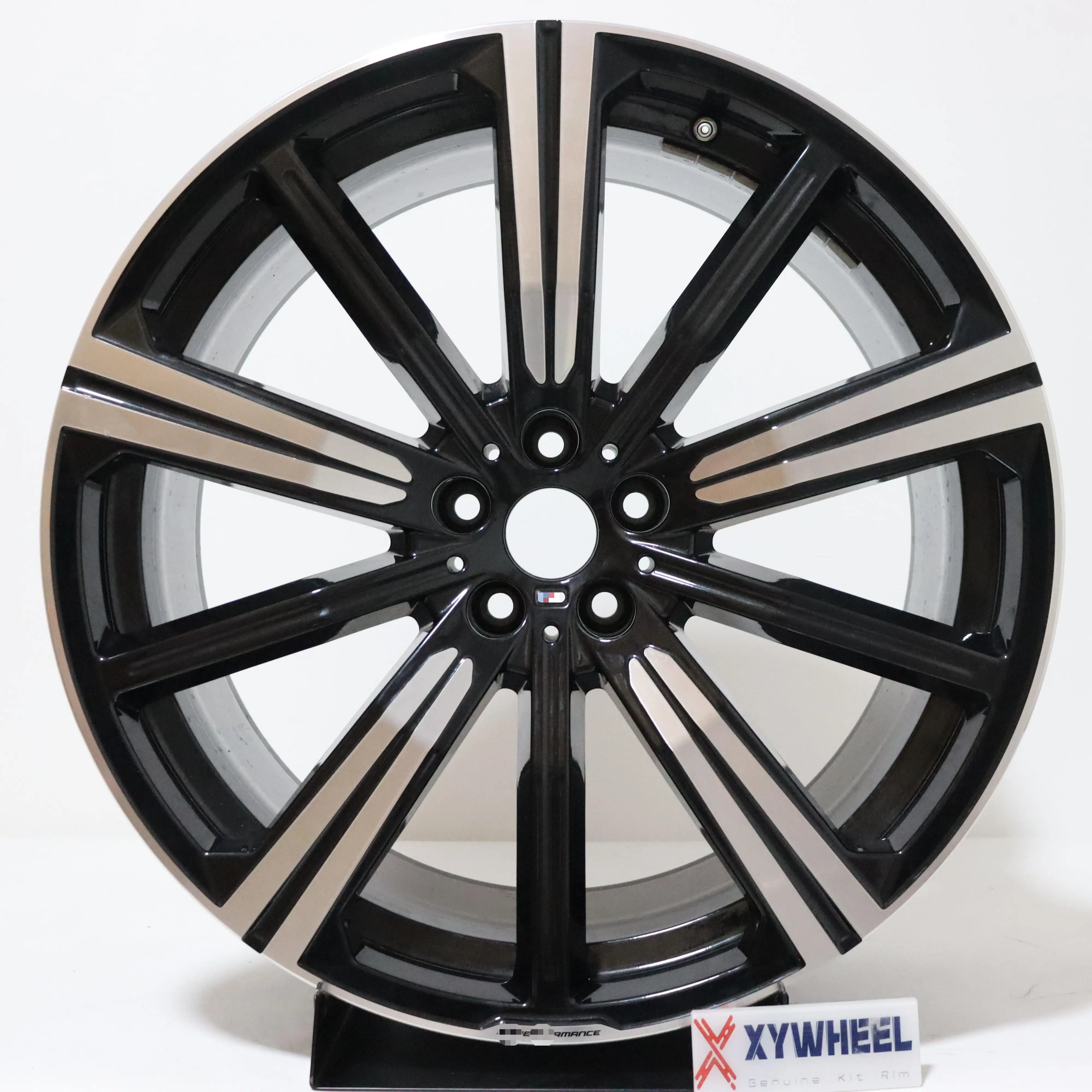 BMW X5 ホイール4本　18in 8JJ PCD120 X6 手渡し可 ☆OZ X-LINE X5B 18インチ ホイール 8J +48 112 5H 4本 [ベンツ