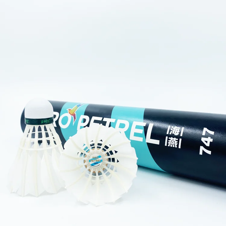 Goose Feather High Quality China Durable White Badminton Shuttlecock with High Stability and Durability Outdoor/Indoor