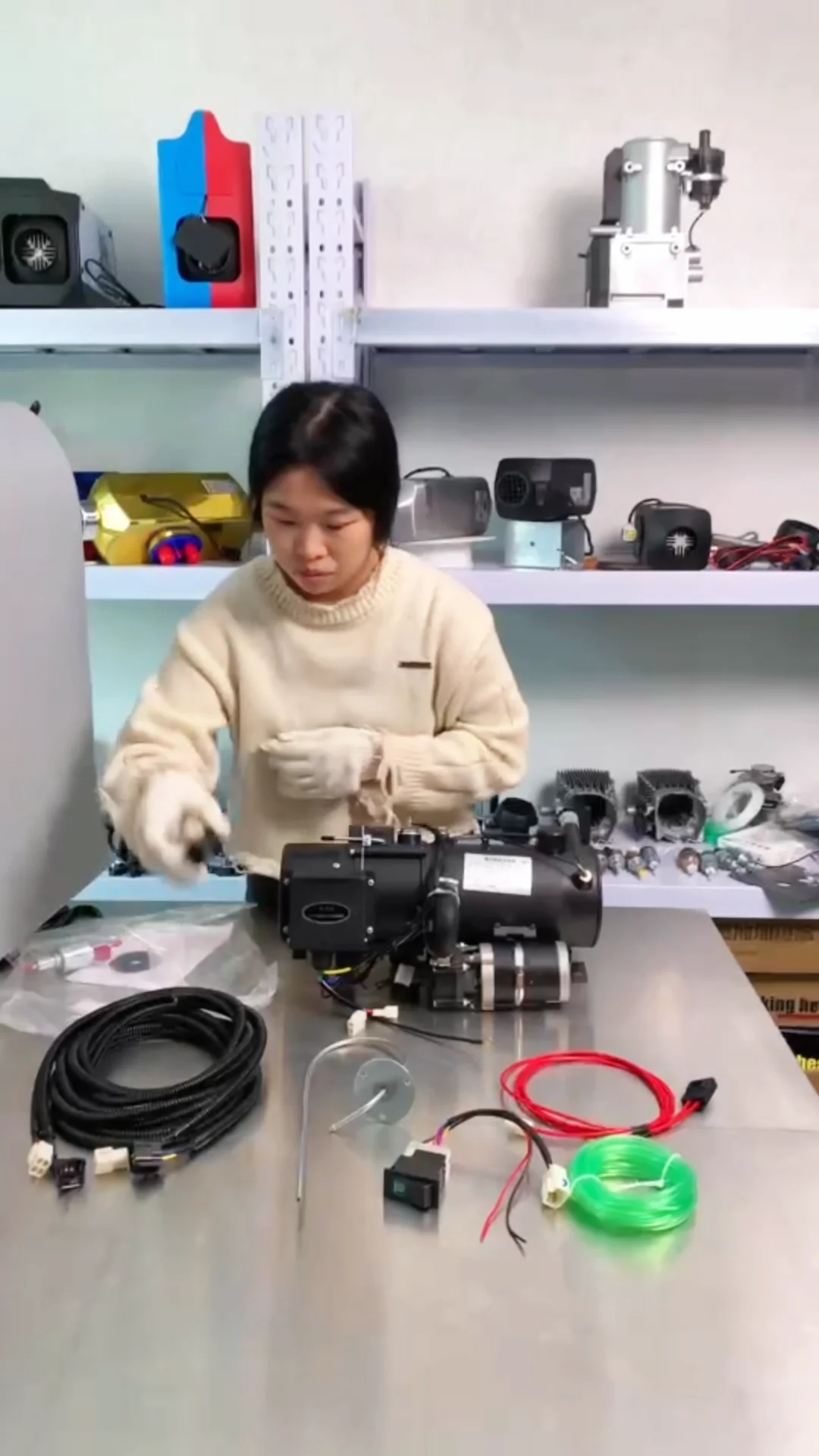 Car Water Tank Preheater 12v 12kw Winter Fuel Truck Diesel Engine