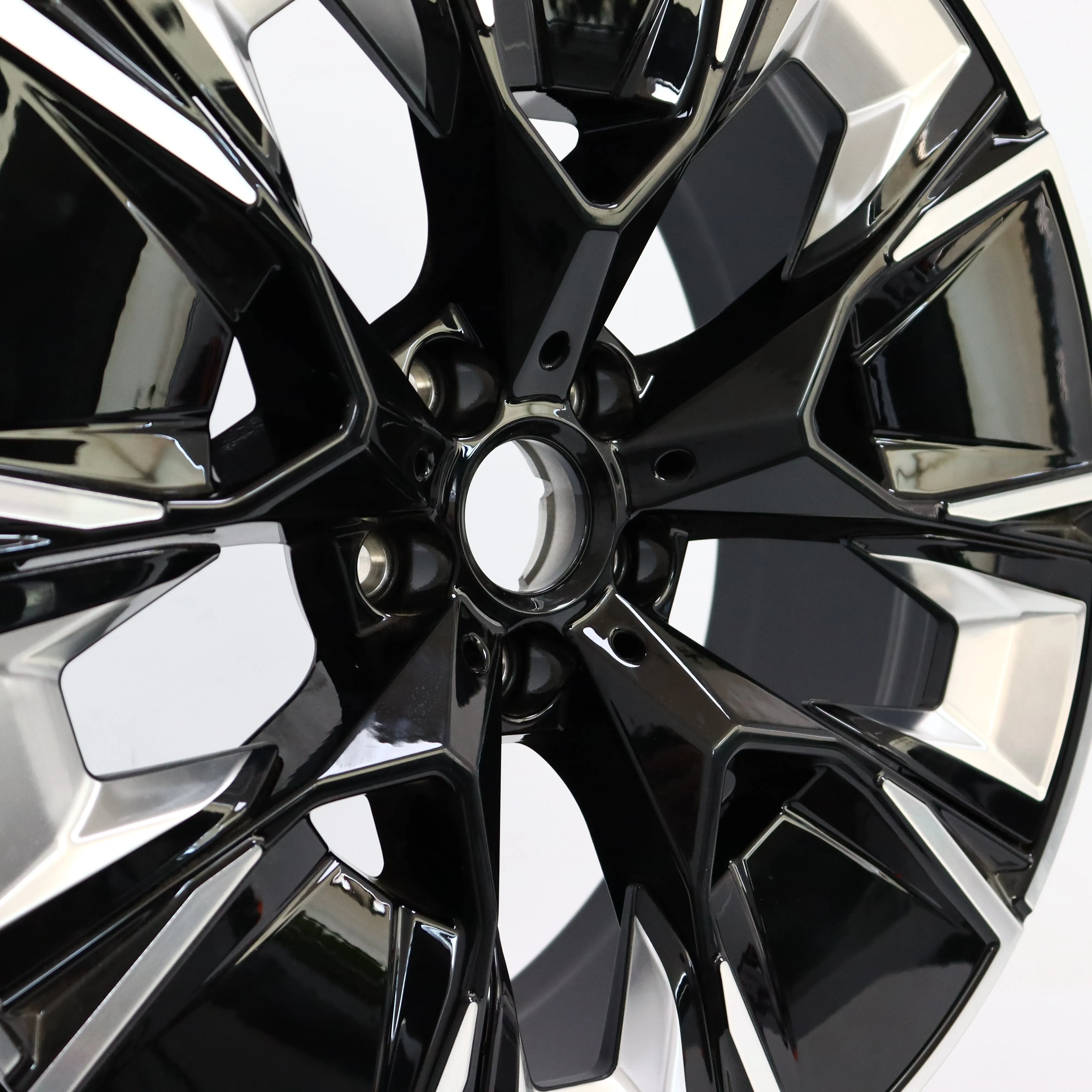 ホイール WRB KOM TEAM i27 アルミホイールのカスタムオーダーが可能｜株式会社ワーク