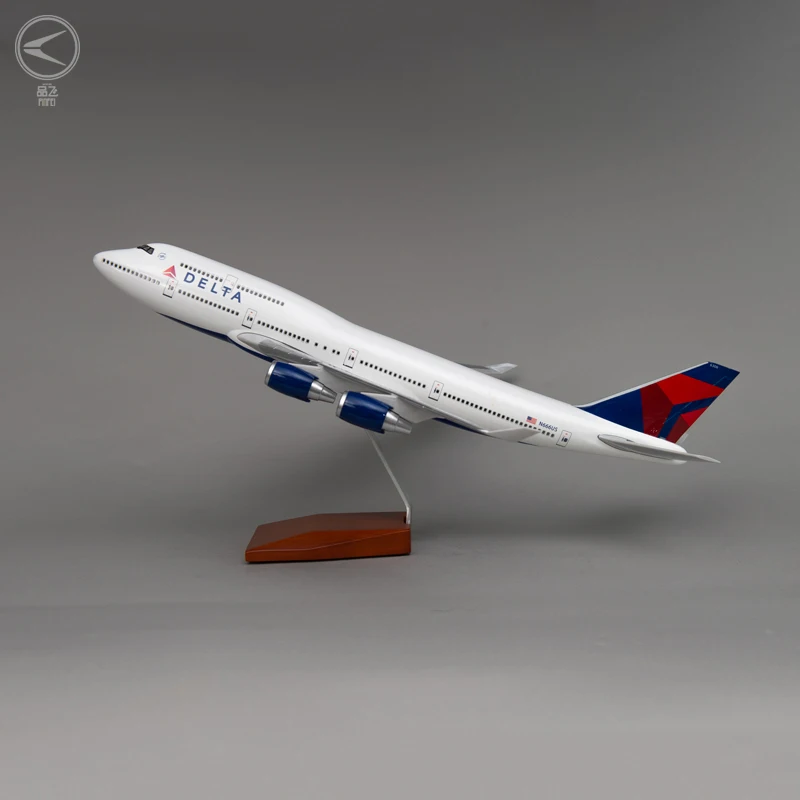 Excellent Quality 1/150 Scale Airplane Model Boeing 747-400 Delta