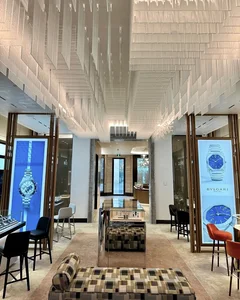 ECOJAS Modern Design Acrylic Indoor Customized Chandelier for Show Room Hotel Lighting Solution