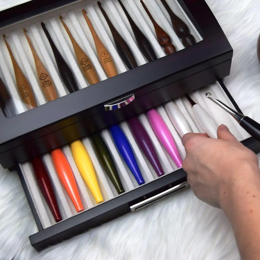 Wooden Crochet Hook Collector Box for 10 20 30 Hooks-Sewing Accessory