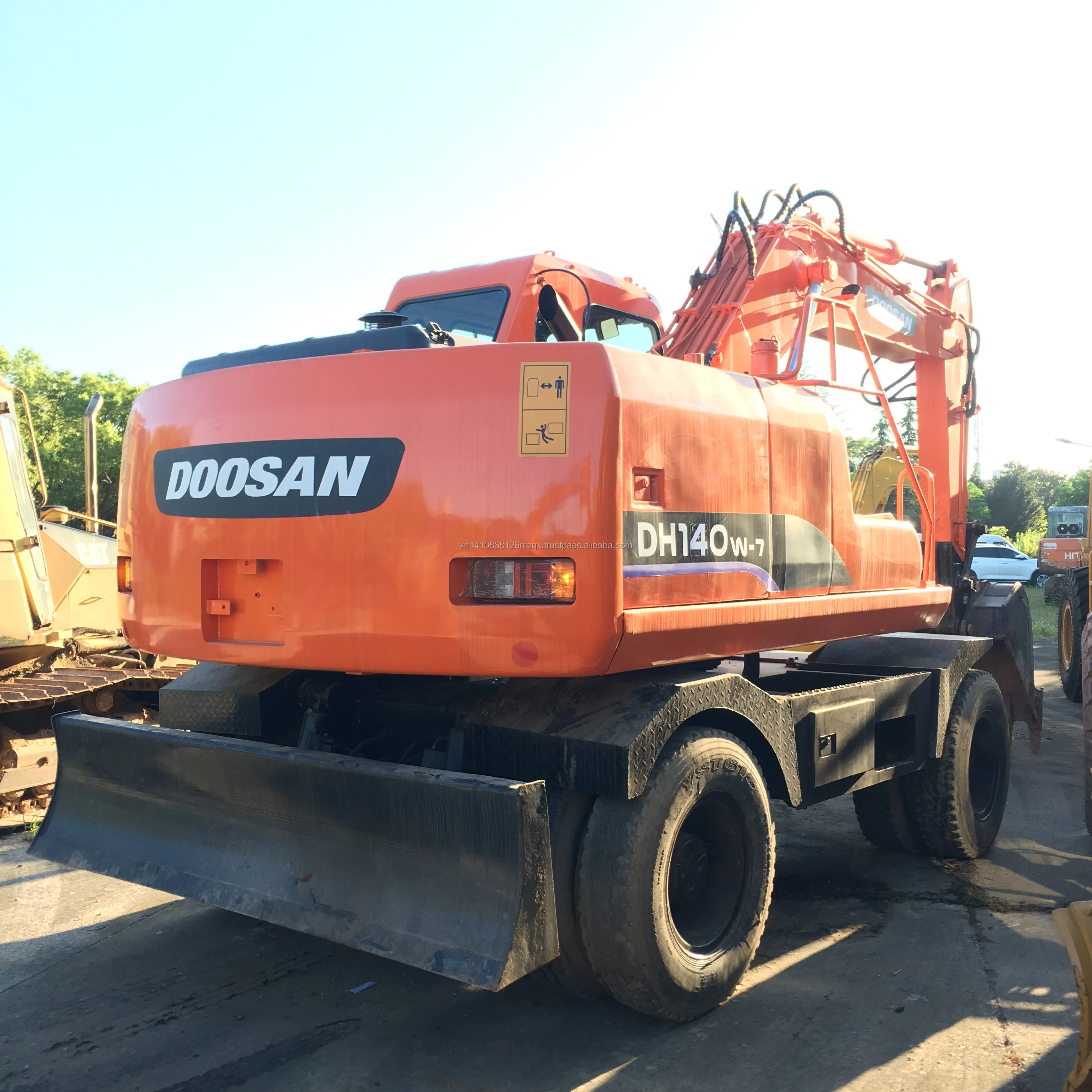 Used Wheel Excavator In Dubai Doosan Dx140 Dx140lcr Dx1405 Dx1407