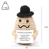 Patata con sombrero negro