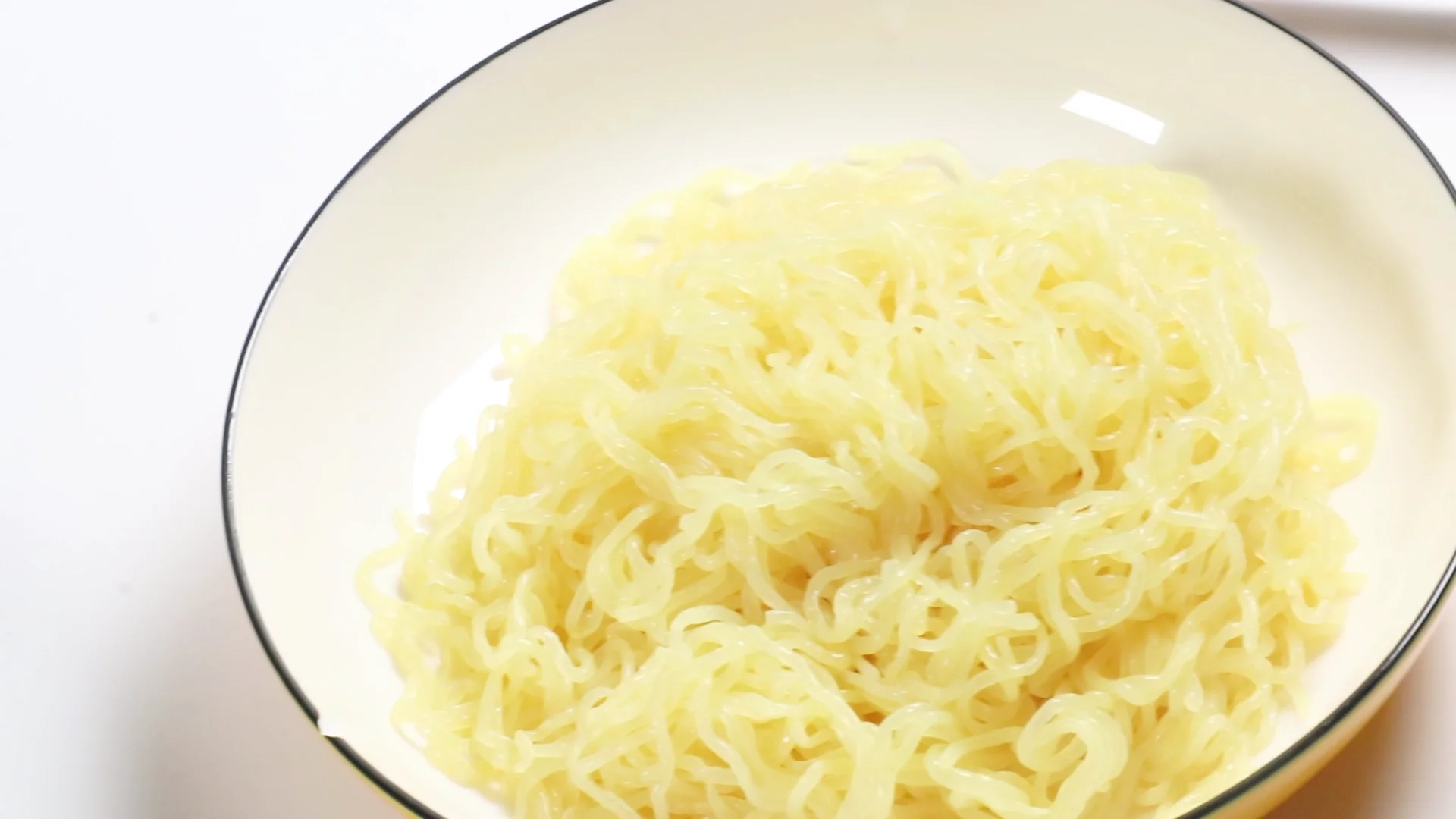 factory price gluten free bulk shirataki konjac noodles hot