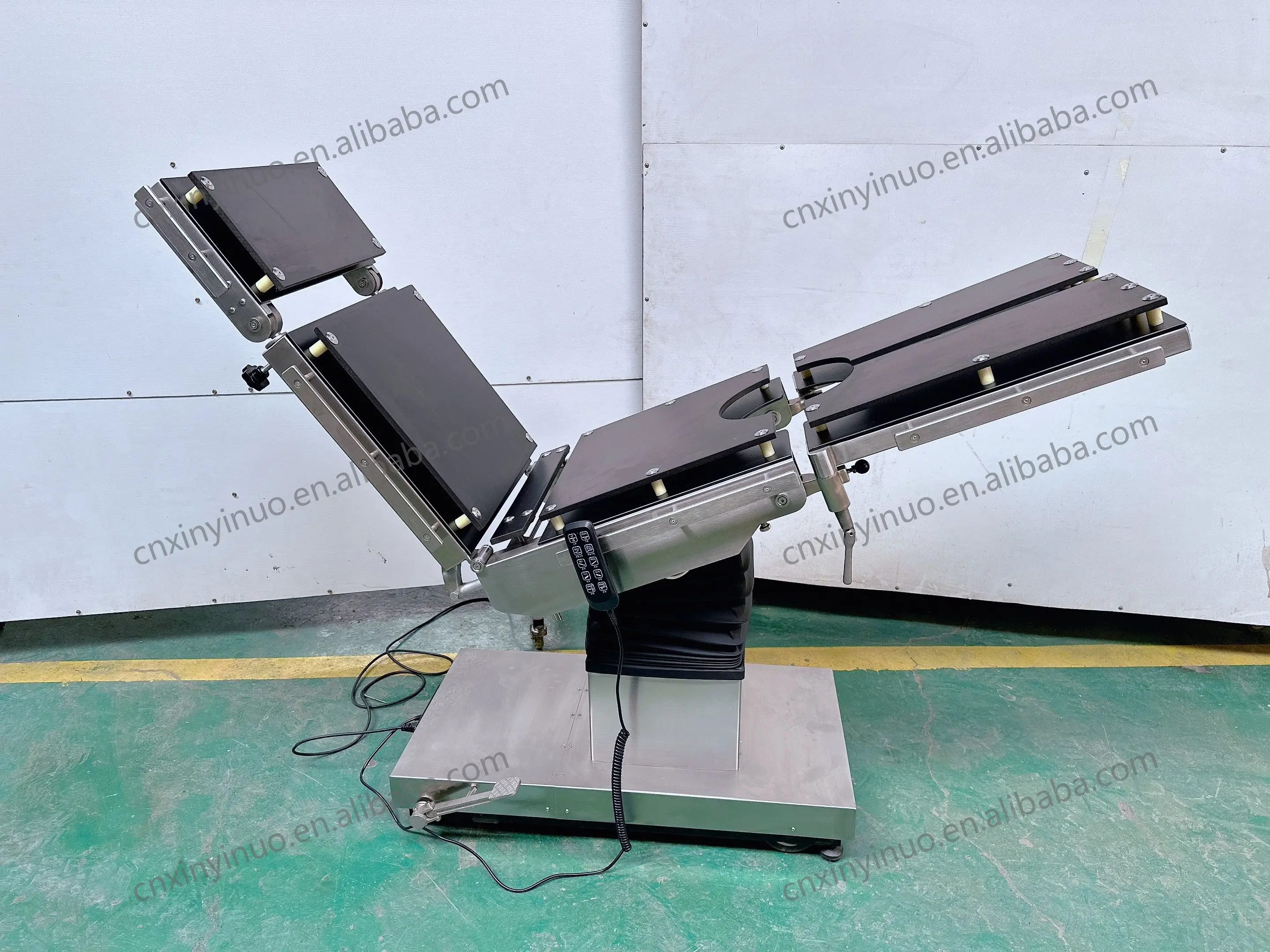 Hospital Surgical Multi-Purpose Operating Table for Thoracal, Ophthalmology, Urinology, Orthopaedics Operation