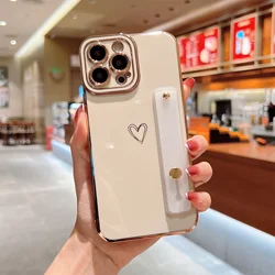 Модный женский чехол для телефона с сердечками для девушек для iphone 12 13 14 pro max Plus, гальванический мягкий чехол из ТПУ с ремешком на запястье