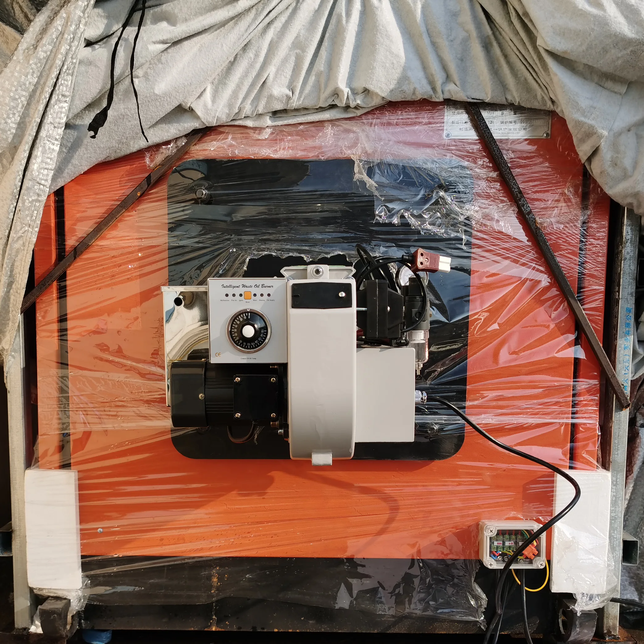 Нагревательный котел для теплиц работающий на масле Новая