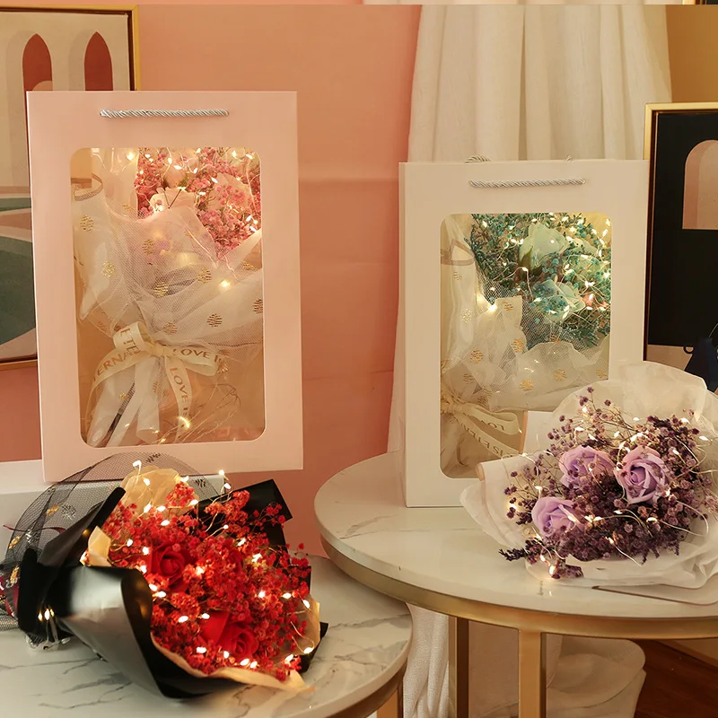 Exquisit Rose Gypsophila Dried Flower Bouquet + Led Light + Gift Bag