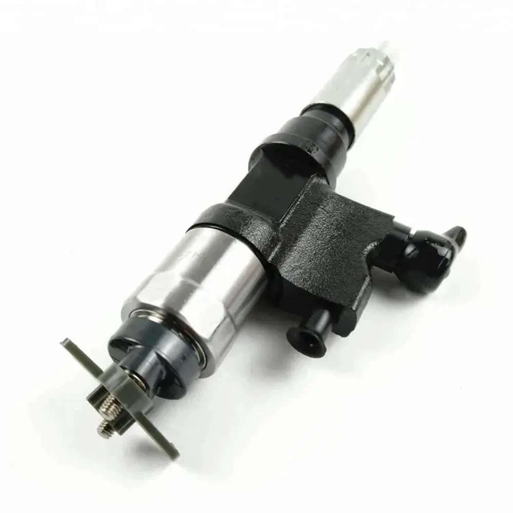 IZUMI Fuel Injector Assy 8-98284393-0 for Isuzu for Hitachi ZX200-3 ZX240-3 Industrial Engine Parts