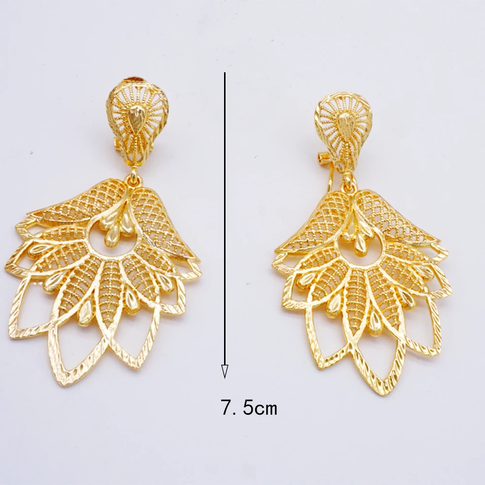 Specifications,Price and Buy Gold Earring - Flower Design-SE0236|Mehr Gold  and Jewelery Store Online