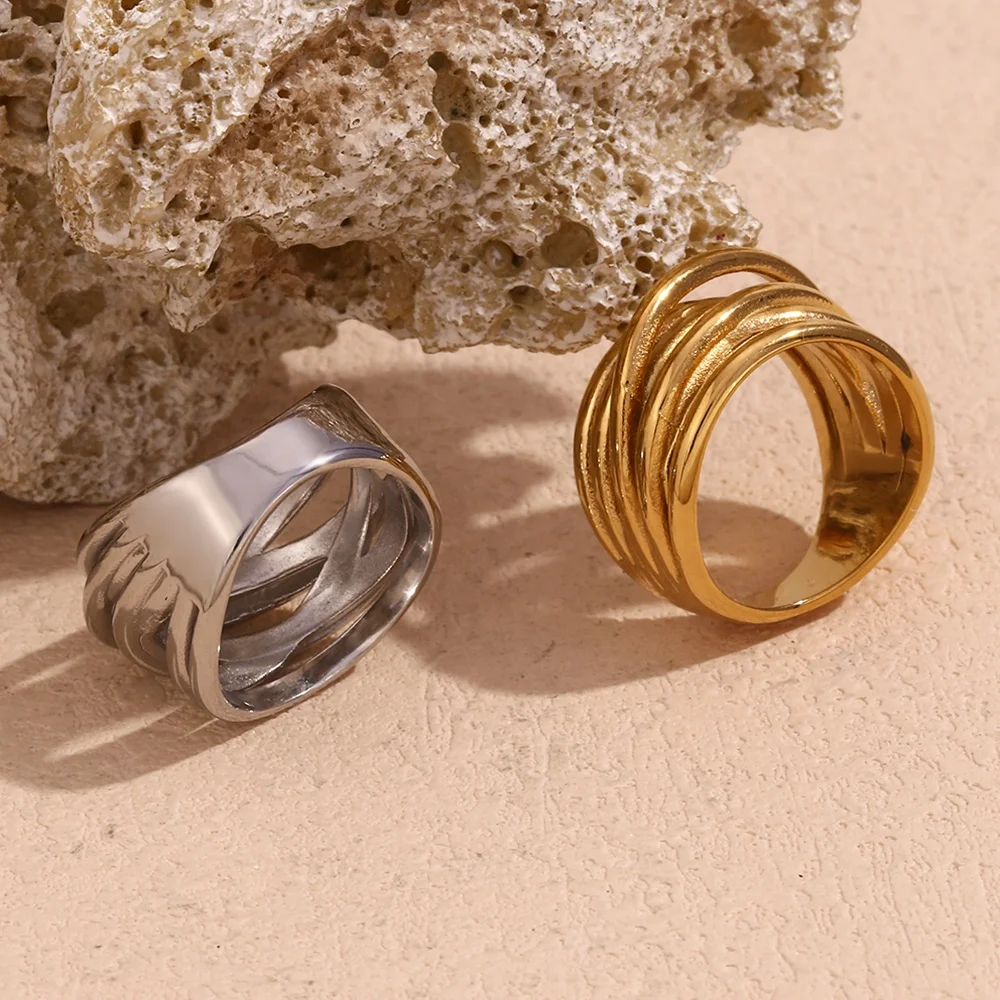 Summer 2024 Irregular Woven Signet Ring 18k Gold Plated Statement Jewelry Stainless Steel Titanium Jewelry
