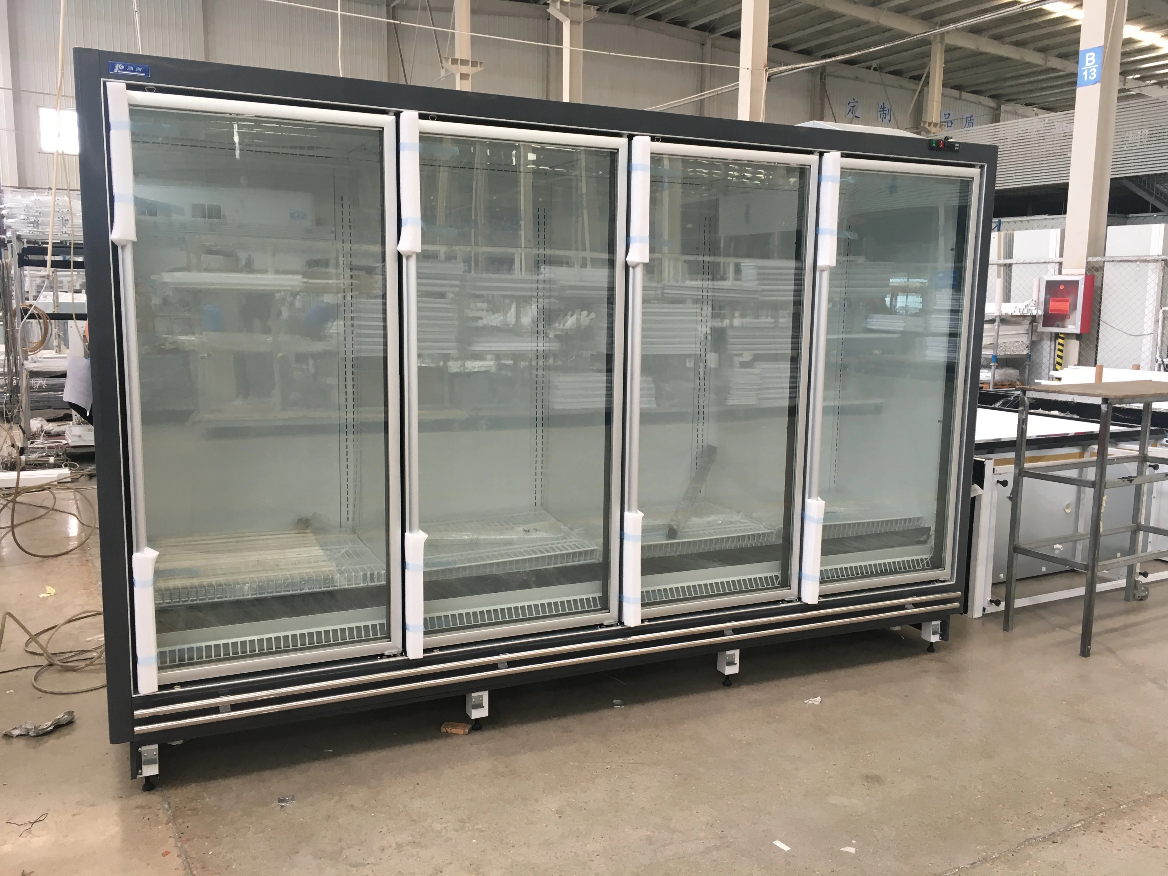 Competitive Prices Supermarket Multidecks Glass Door Refrigerator Display Showcase With Glass Door Fridges