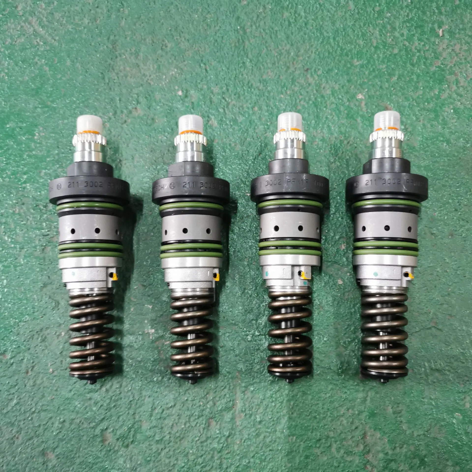 Dalian deutz TCD2012 L04 2V Engine Parts Fuel Injection Pump 02113002