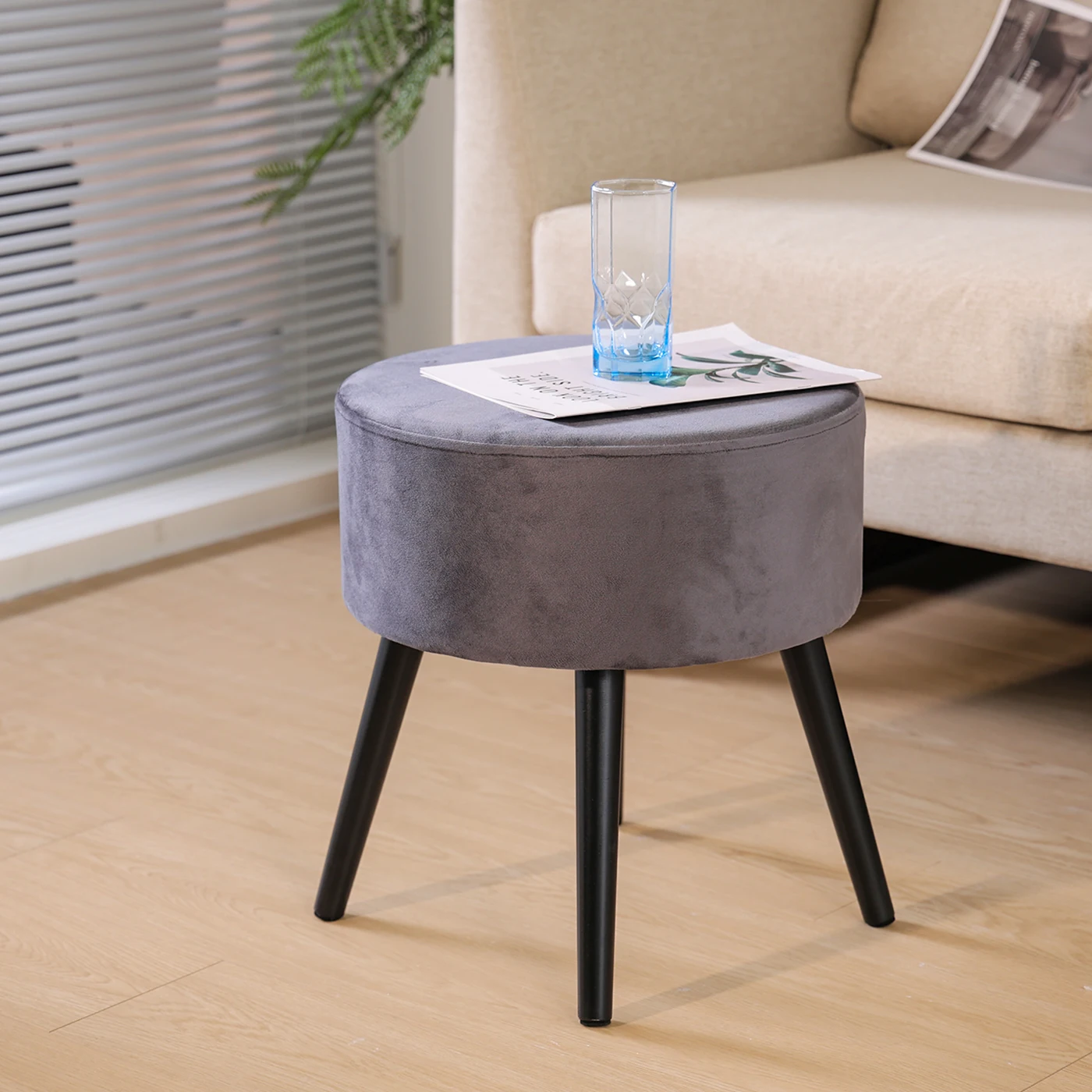 Nordic Modern Design Round Poufs Foot Stool Fabric Velvet Stool Ottoman for the Living Room