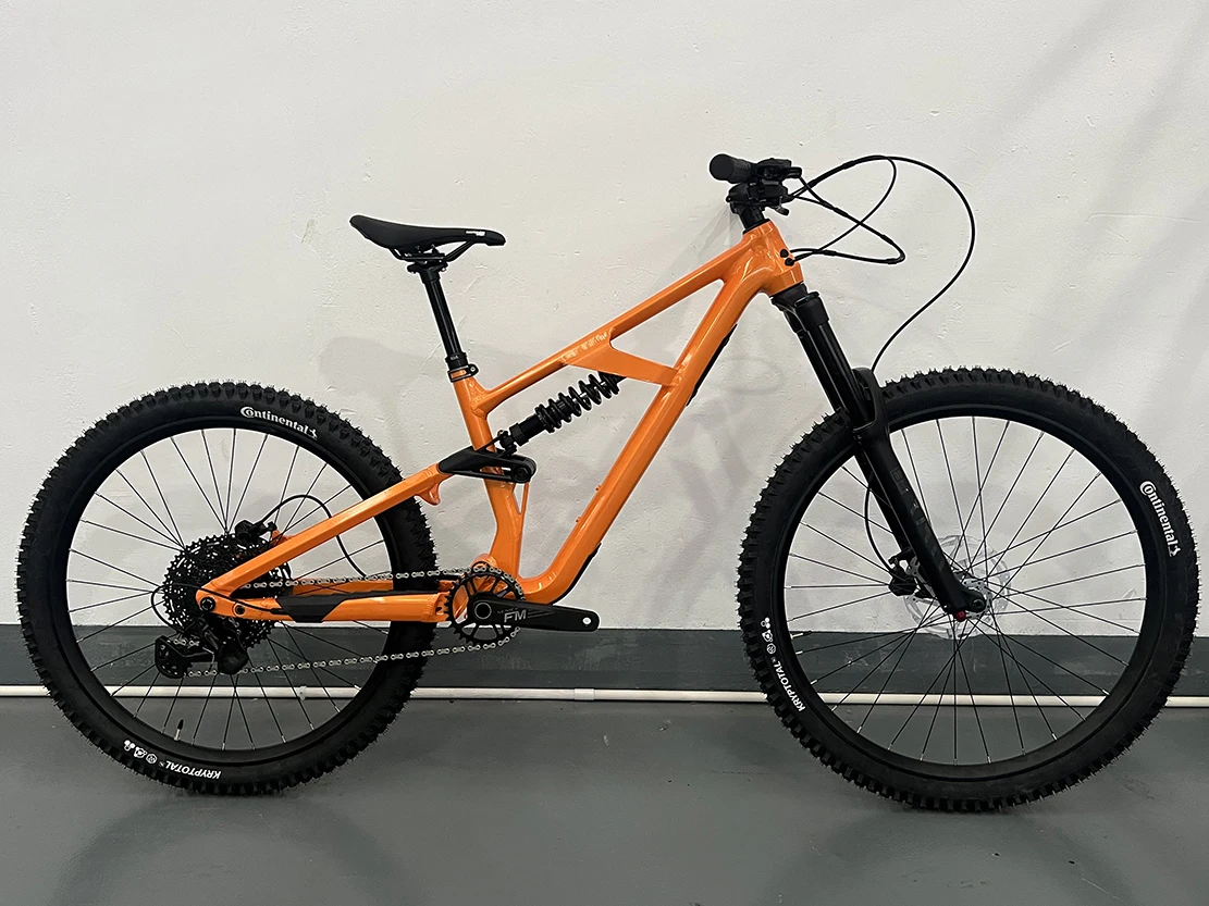 正式的 2025 FOXCAT 29/27.5インチソフトテールマウンテンバイクフル 自転車本体