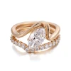 Anillo de oro amarillo de 10 quilates con diamantes de laboratorio