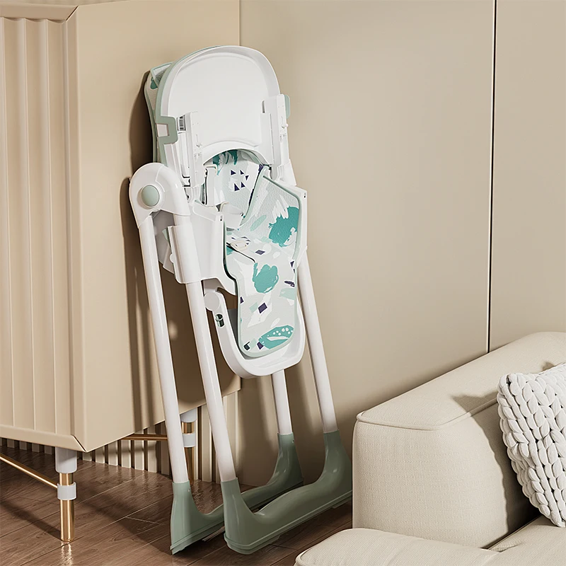 Multifunctional Baby High Chair Adjustable Baby Feeding Chair With Easy Foldable Design Portable and Compact High Chair for Baby