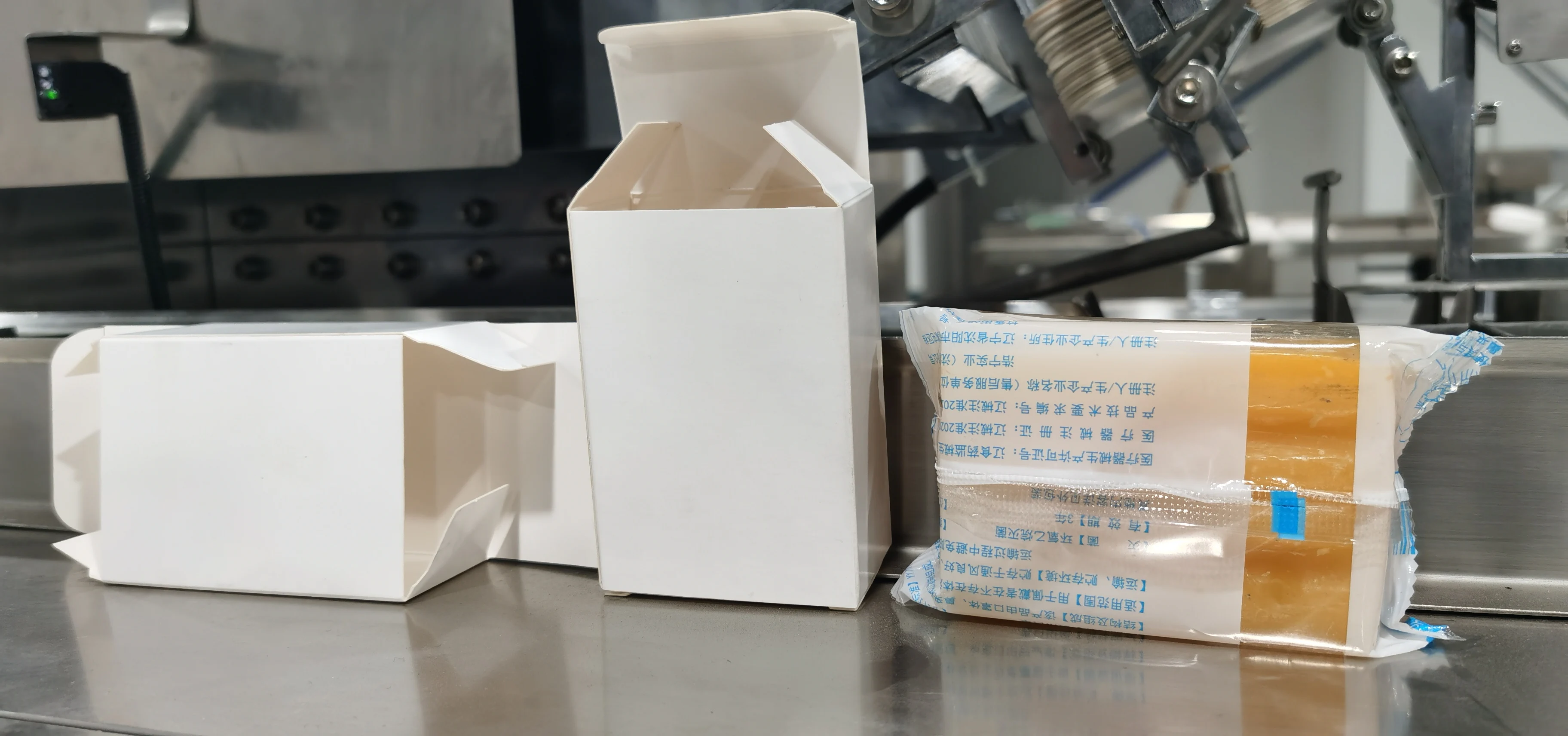 High Speed Horizontal Cartoning Machine Cookies Oreo Carton Packing Machine Price