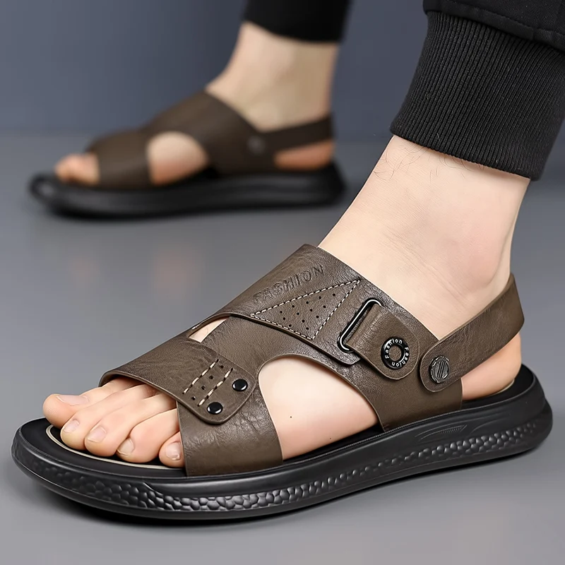 Sandali da uomo estivi Casual in pelle Design piatto con chiusura
