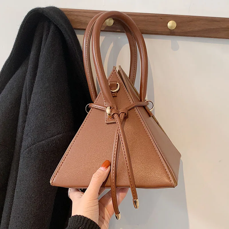 Wholesale Triangle Fashionable PU Leather Mini Crossbody Bags