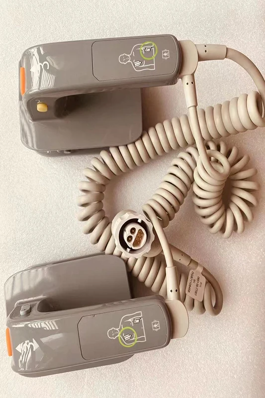 0651-30-77001 original Mindray Defibrillator D6/ D3 External Paddles with Cables