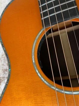 すべてソリッドスプルースローズウッドOMボディカスタム