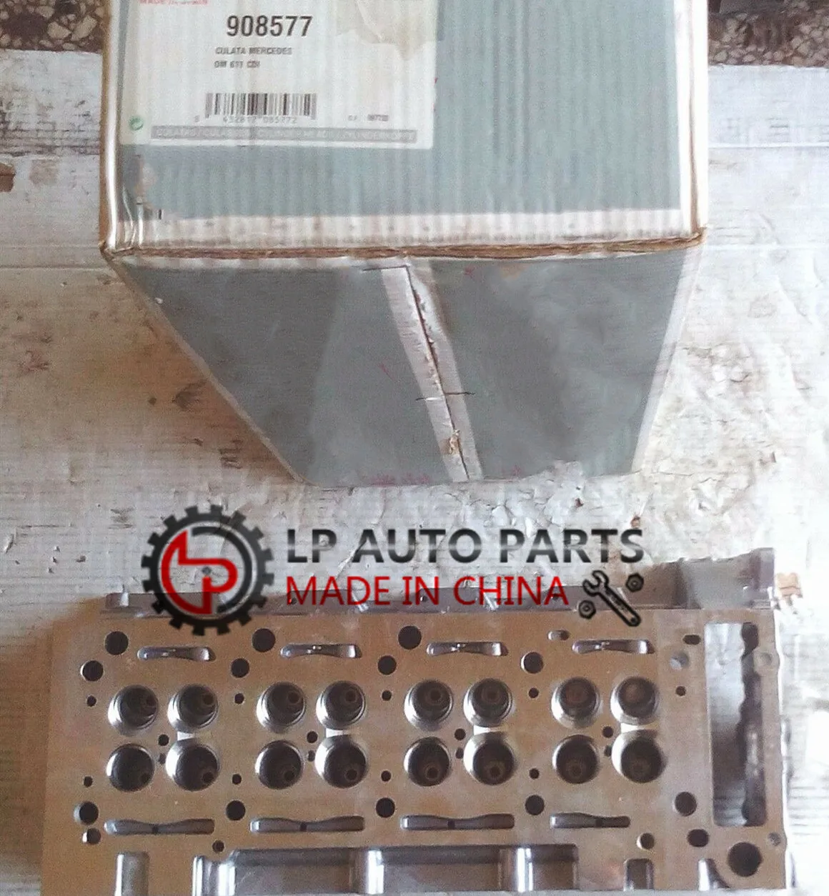 908 577 6110103620 OM611.960 M611.961 Cylinder Head for