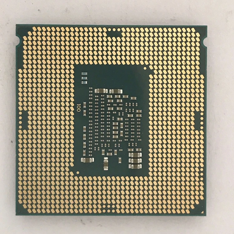 インテル Core i7 9700K デスクトッププロセッサー、8コア16スレッド
