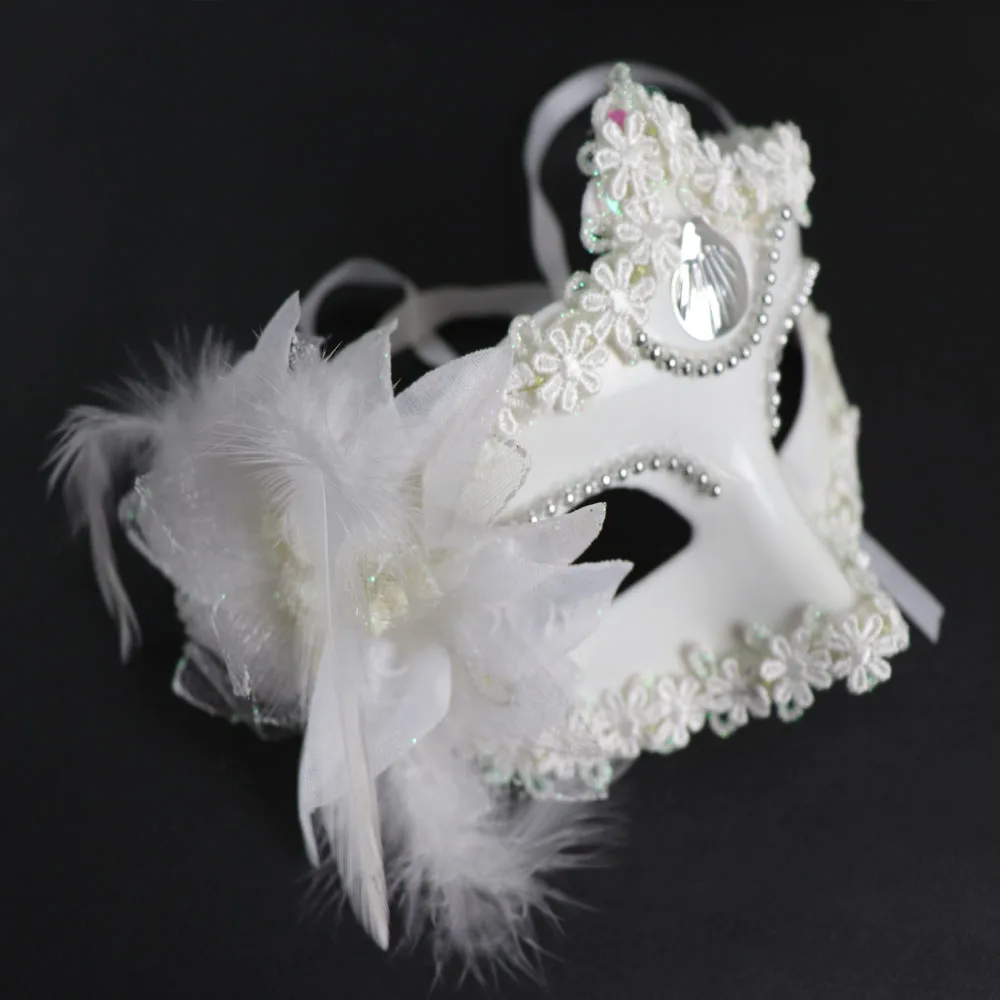 Nueva máscara de fiesta LED para mujer, estilo veneciano, con luces intermitentes y plumas de princesa, ideal para bodas y Navidad. ¡Muy bien valorada!_voghion.com