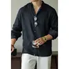 Cuello alto azul oscuro